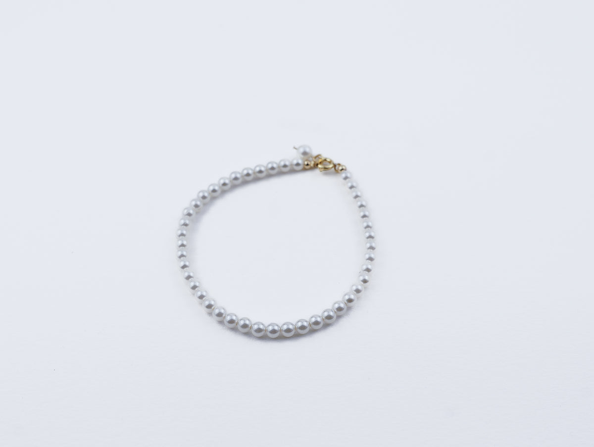 gold clip with Korean Pearl bracelet